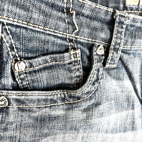 KUT FROM THE KLOTH | 👖 Pale Blue Mid-Calf Low-Rise Cropped Capris Jeans - Picture 4 of 11